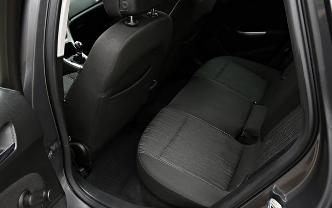 Opel Astra cena 23500 przebieg: 158000, rok produkcji 2012 z Gostynin małe 781